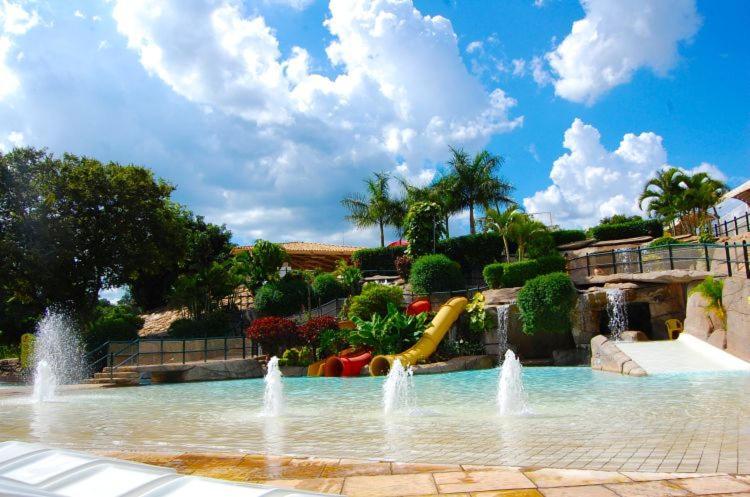 Piazza Acqua Park Apartment Caldas Novas Ngoại thất bức ảnh