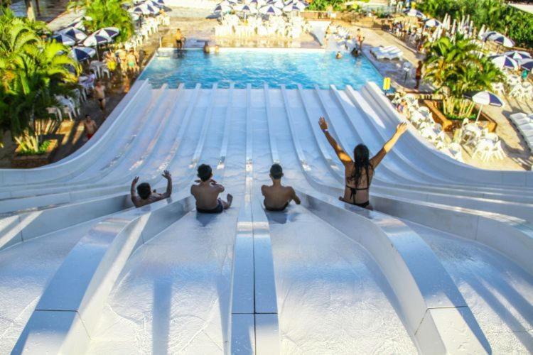 Piazza Acqua Park Apartment Caldas Novas Ngoại thất bức ảnh