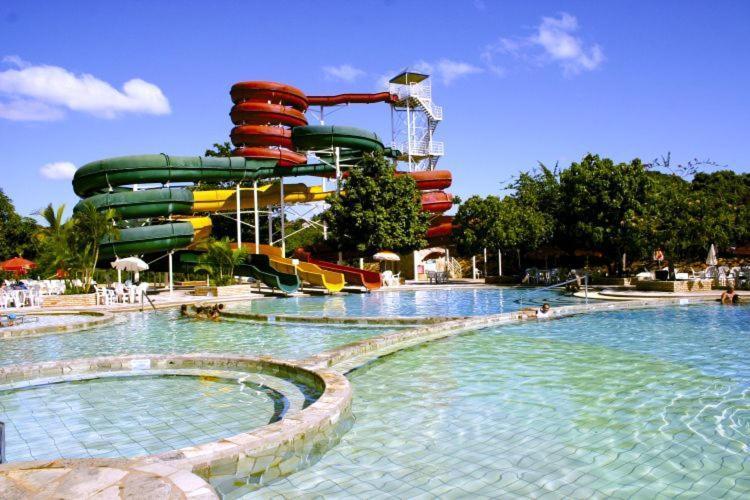 Piazza Acqua Park Apartment Caldas Novas Ngoại thất bức ảnh